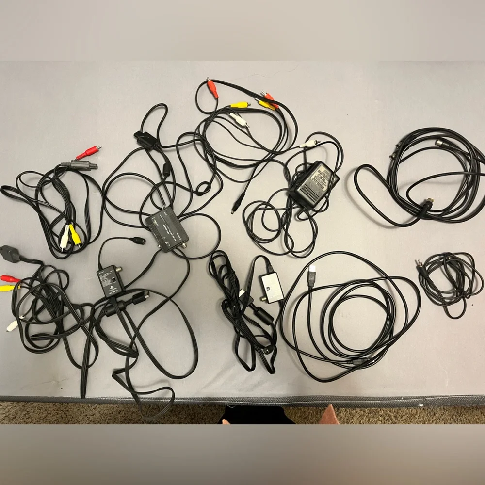 (Nintendo, Sony, sega) game cords wire  bundle